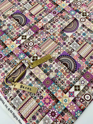 Importé - Tissus d'habillage 100% Coton imprimés avec motifs Ethniques