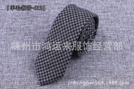 Importé - Cravate en Laine Idéale pour Tenue de Cérémonie