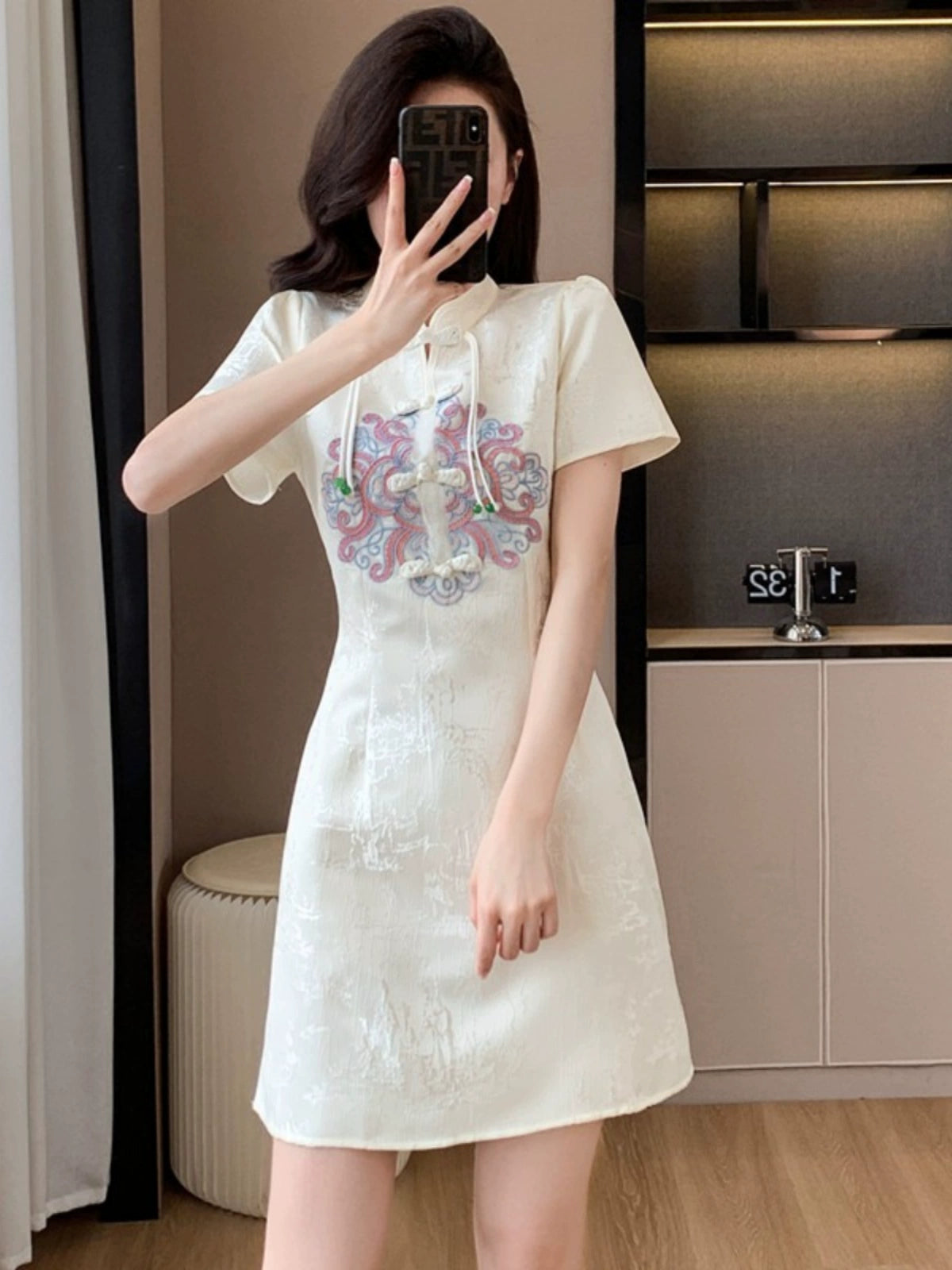 Importé - Robe Légère Femme Avec Broderies