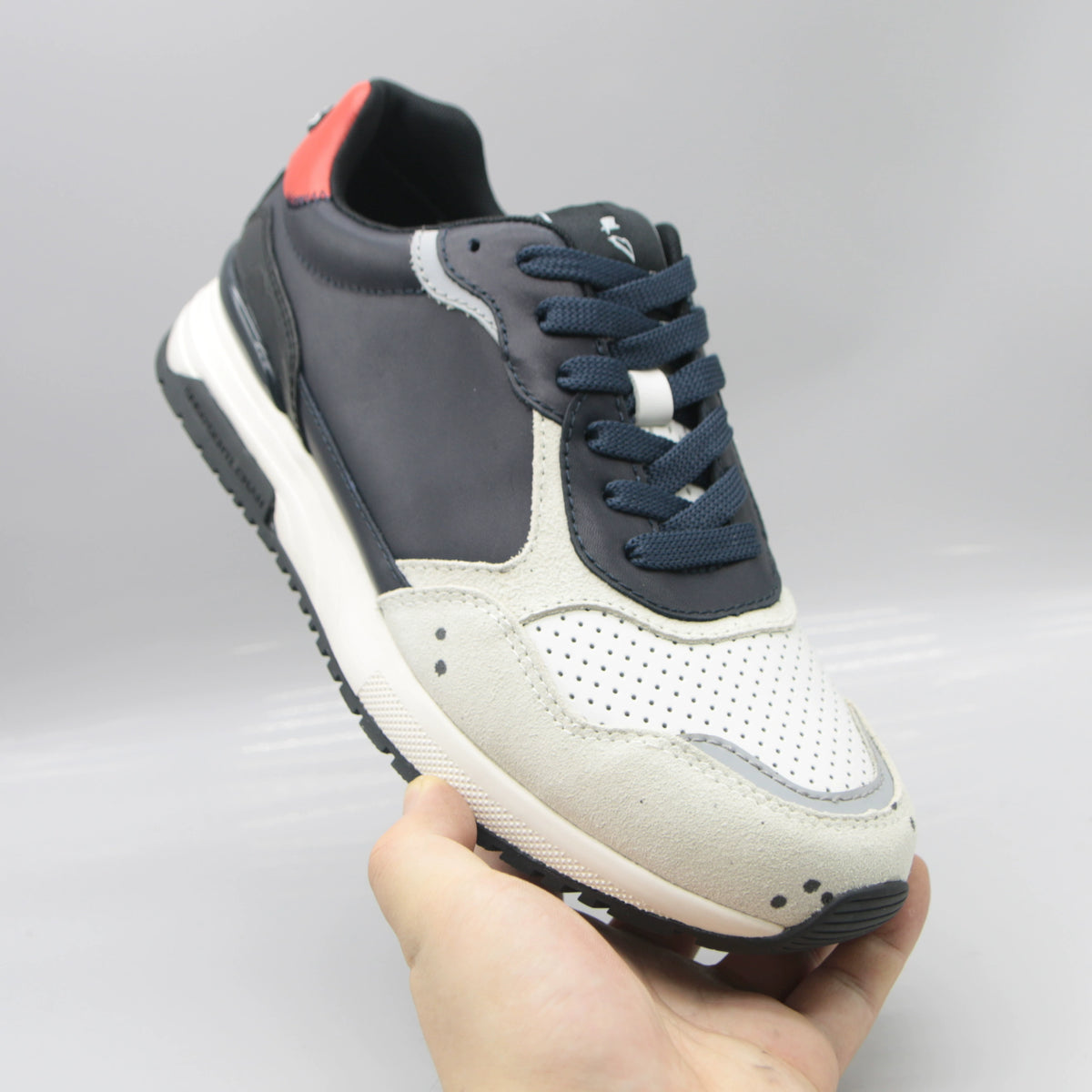 Importé - Chaussure Sport Sneakers Homme Cuir Véritable