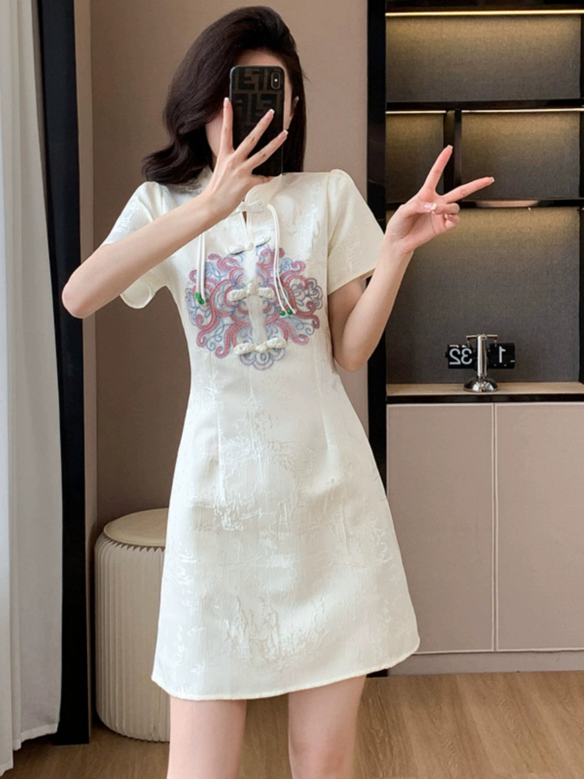Importé - Robe Légère Femme Avec Broderies