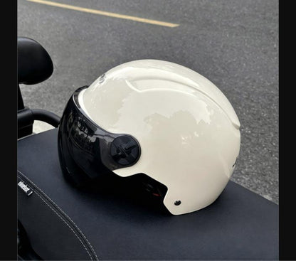 Importé - Casque demi-jet 3C JACKEVIN Modèle 802 avec Visière