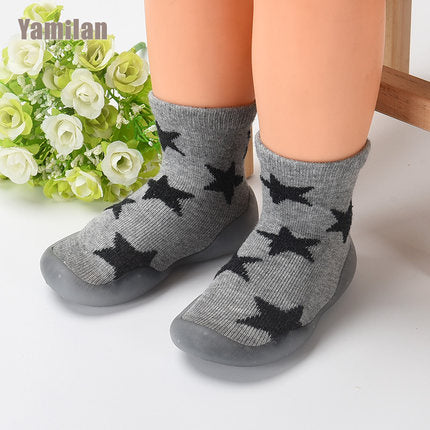 Importé - Chaussons Bébé/Enfants à Fond Souple Antidérapant de 0 à 5 ans