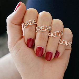 Importé - Bague Design en Lettre