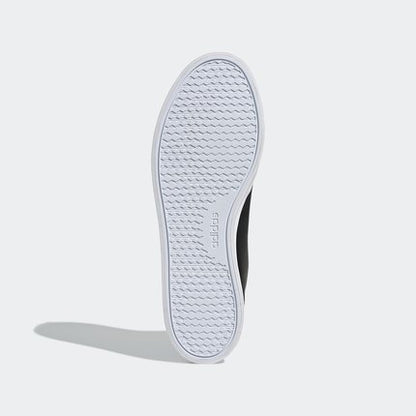 Importe - ADIDAS Neo  BRAVADA MID LTS Chaussure en toile Pour Hommes  Décontractées