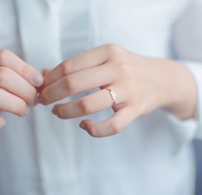Importé -  Bague  en Plume Ouverte