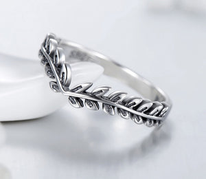 Importé - Bague Simple Motif en Feuille